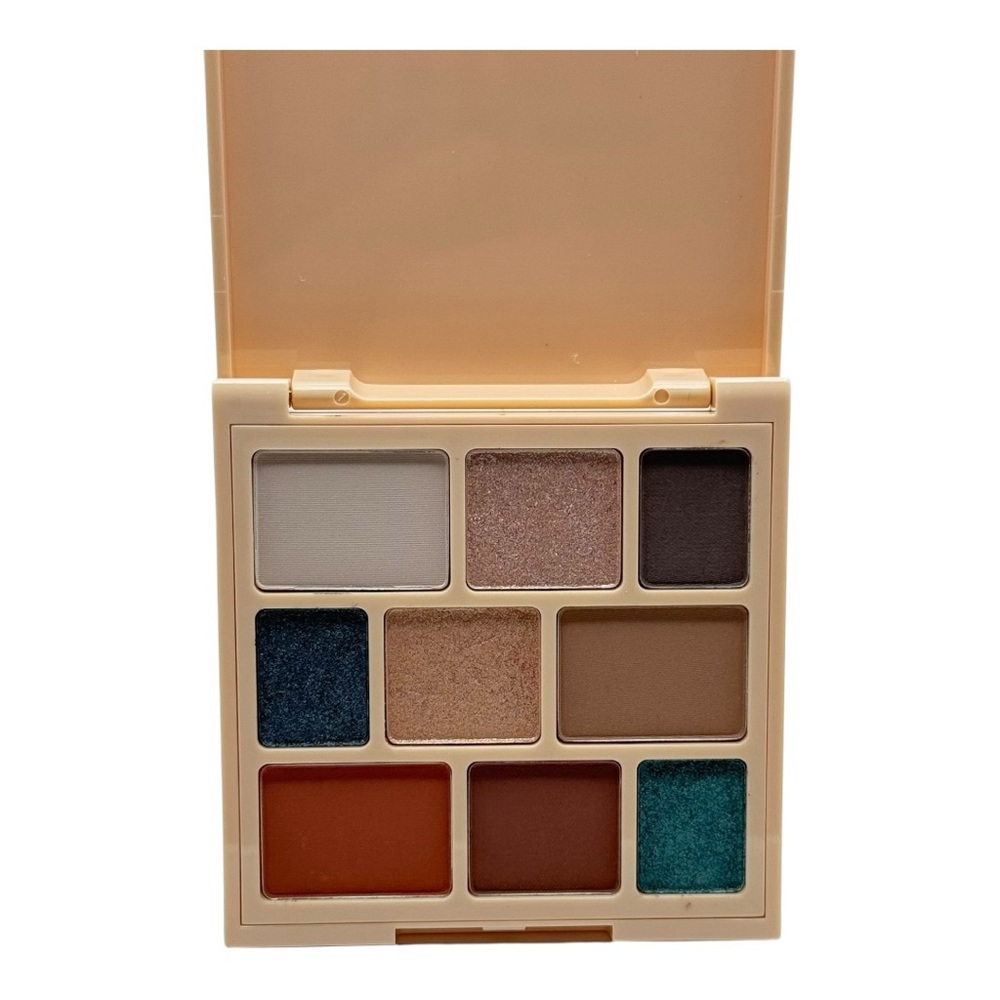 Cinta London Living The Eye Life Eyeshadow Palette in 9 Beautiful colors
